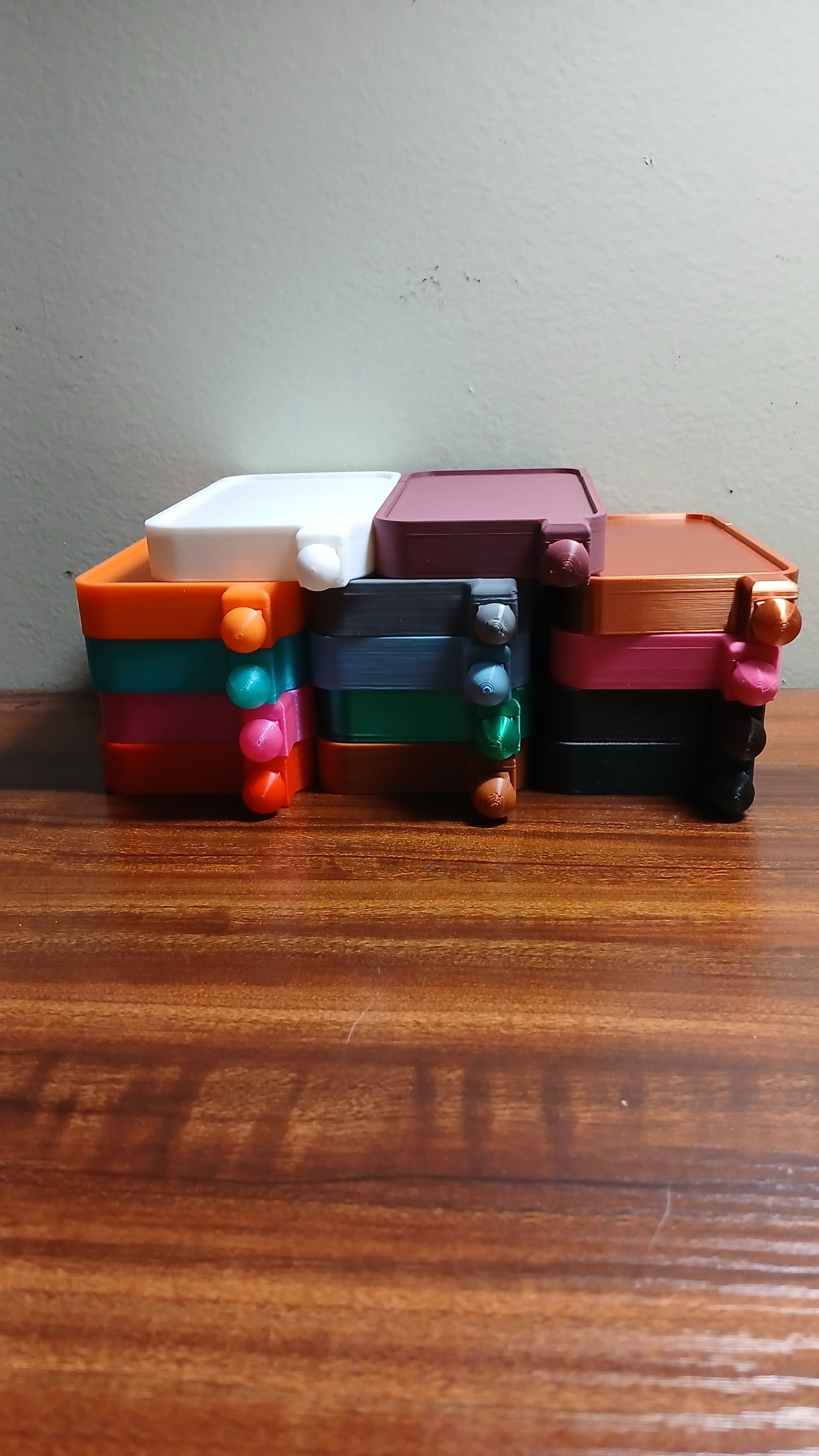 Diamond Dot Tray with Lid