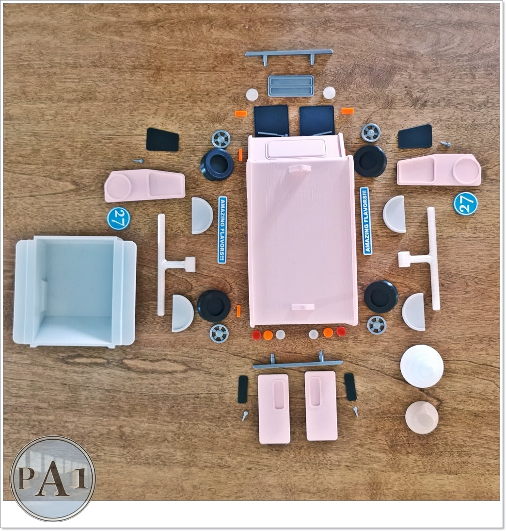 Food Truck Bird Feeder | Custom Colors