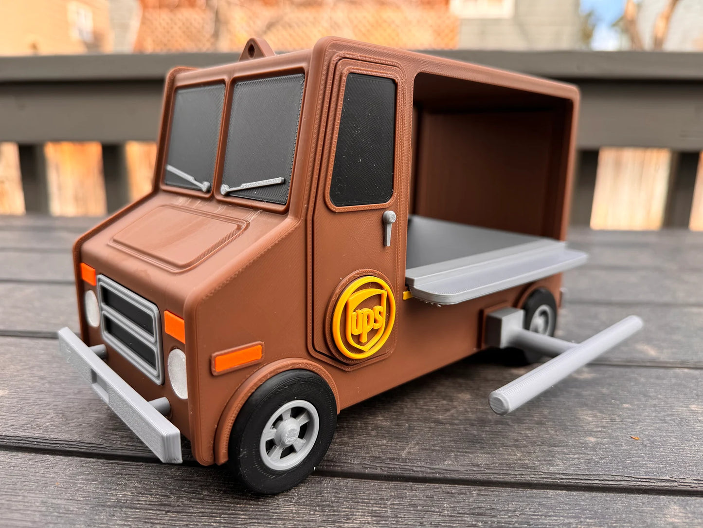 UPS Bird Feeder
