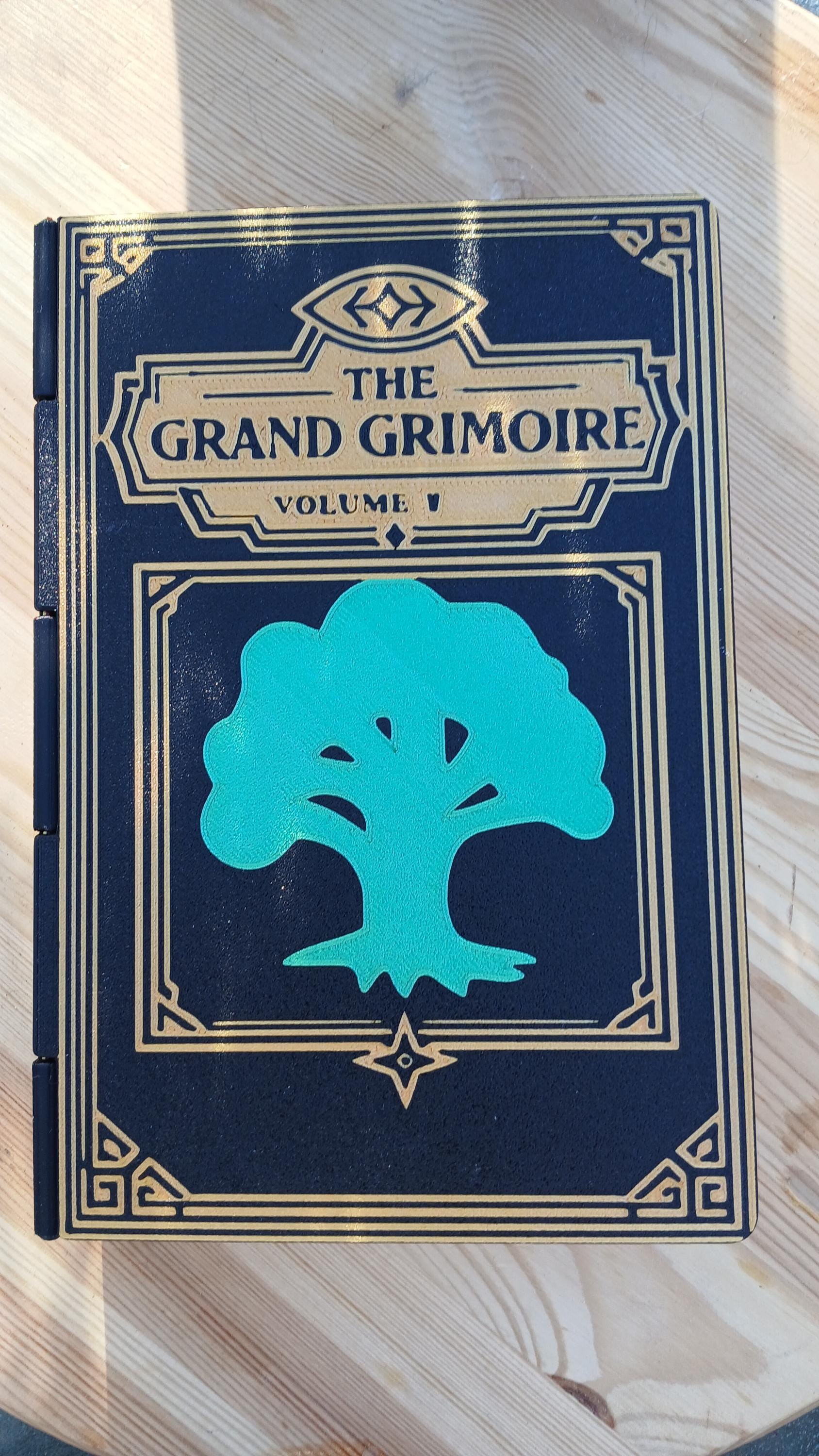 Deck Box Book | Grand Grimoire Vol V Green | Magic The Gathering Commander