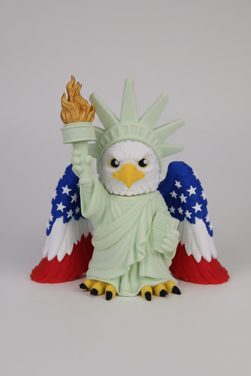 Patriotic Eagle Statue