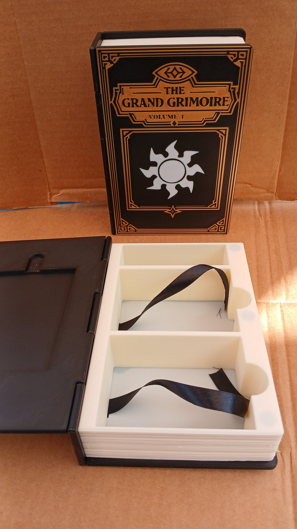 Grand Grimoire Vol I White Deck Box