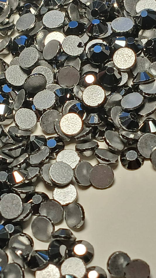 Jet Hemalite Flatback Glass Rhinestones